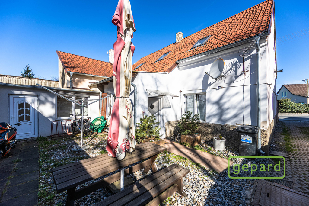 Vnitroblok s posezením