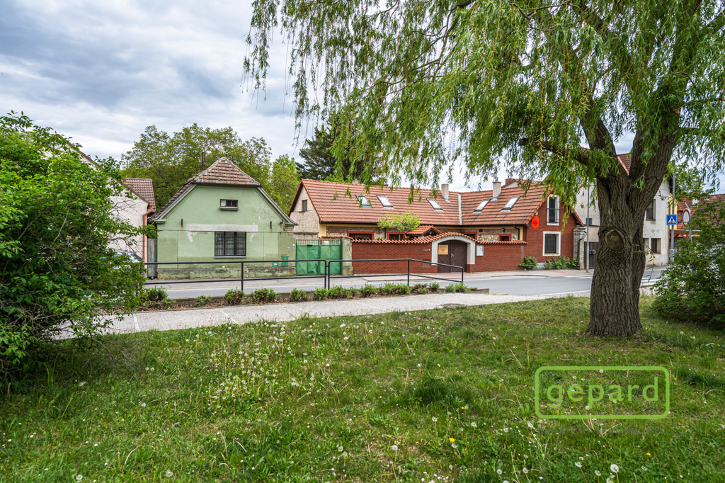 Pohled na RD z náměstí