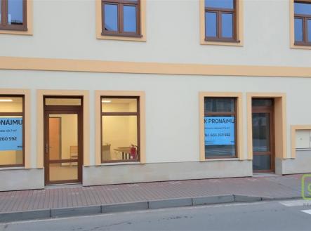 Pronájem obchodní prostory, 17 m²