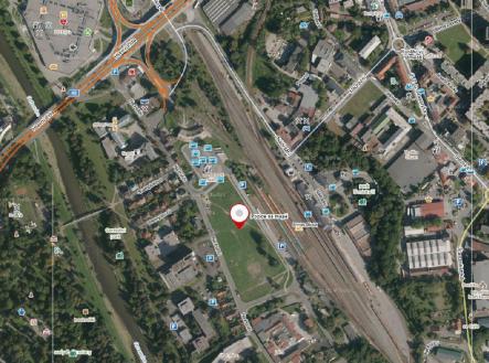 Prodej pozemku pro komerční výstavbu, 16 933 m²