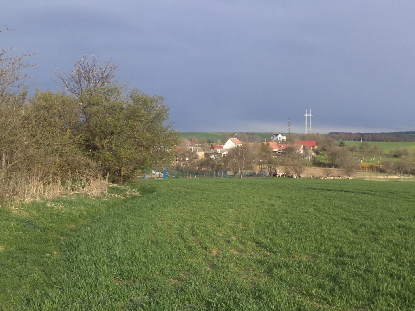 Pozemky o velikosti 12207m2, Lhotka u Kroměříže