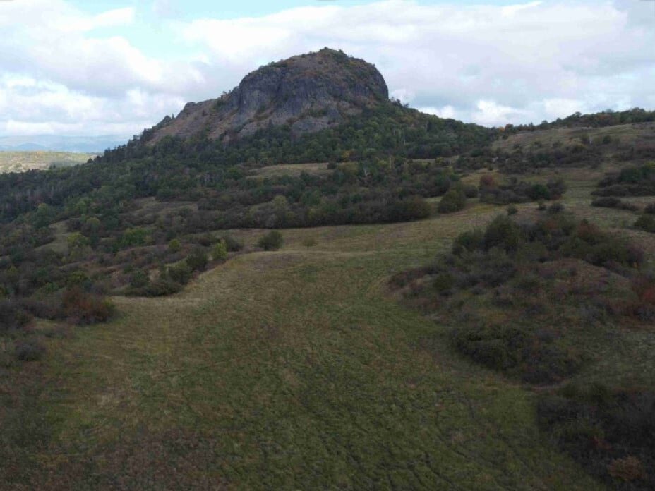 Pozemek o velikosti 30764m2, Chouč