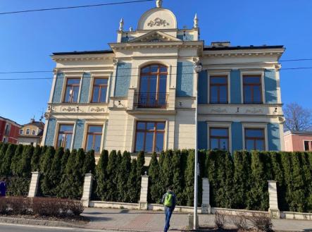 Prodej - kanceláře, 741 m²