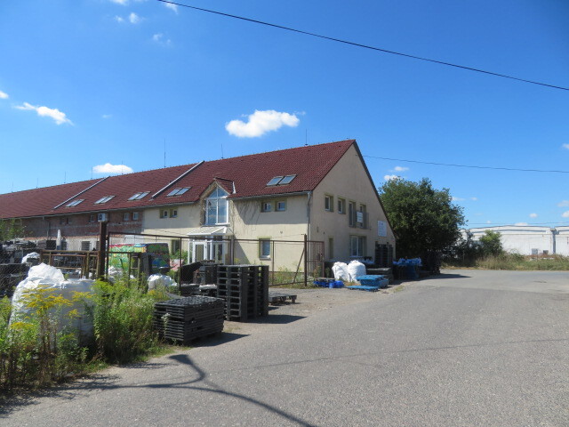 Výrobní areál Hradec Králové  - Piletice