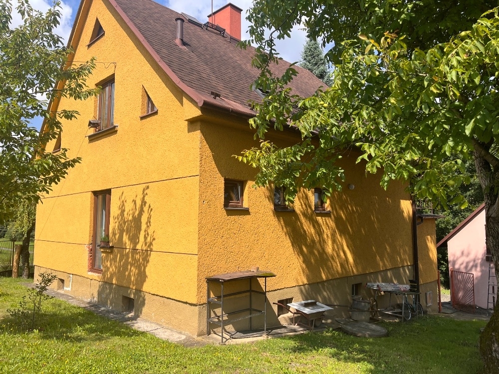 Rodinný dům č.p. 12 v obci Soběšovice, okres Frýdek-Místek