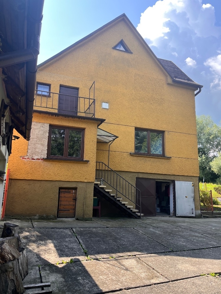 Rodinný dům č.p. 12 v obci Soběšovice, okres Frýdek-Místek