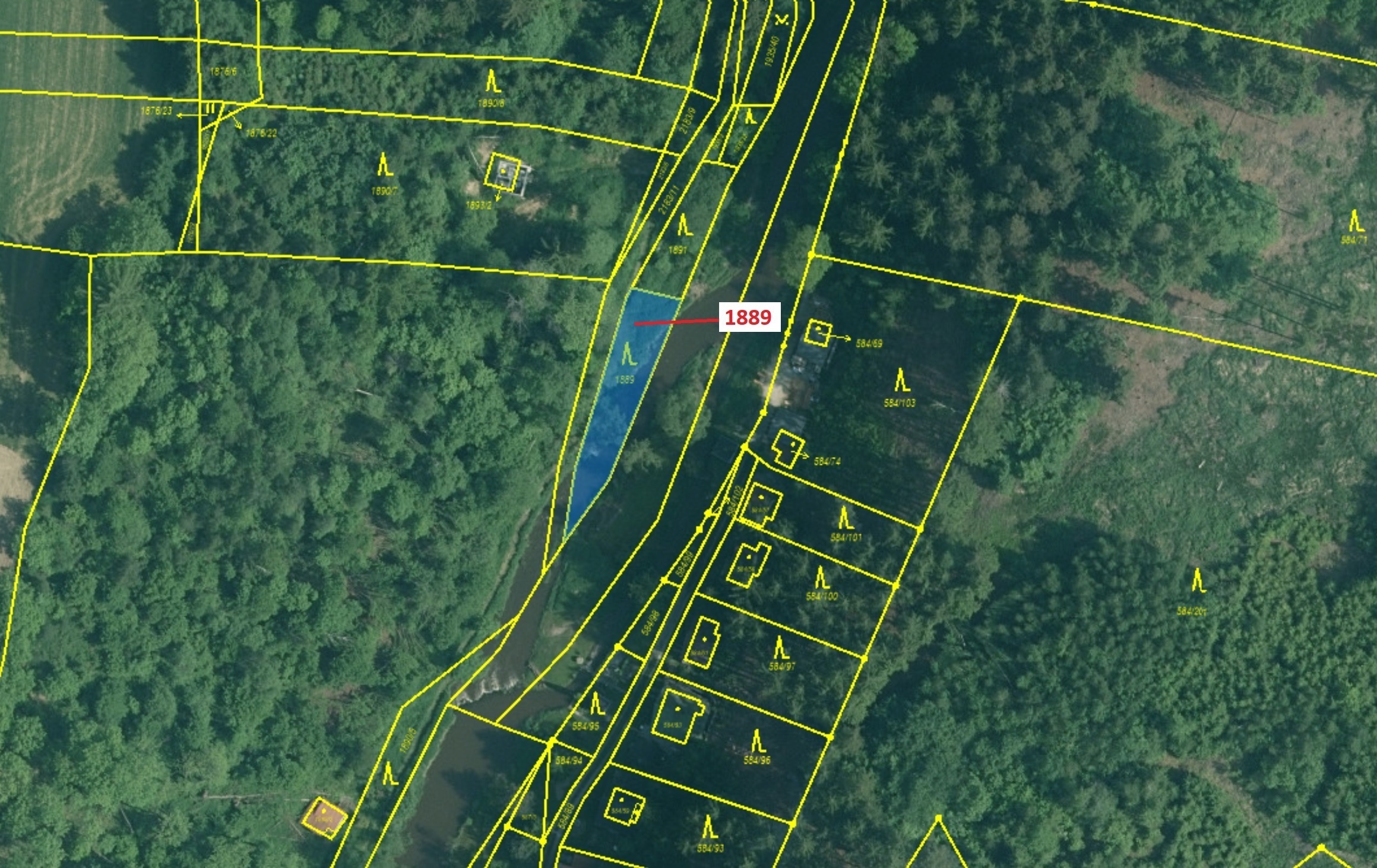 Lesní pozemek o výměře 365 m2, podíl 1/1, katastrální území Dolní Stropnice, obec Římov, obec s rozš