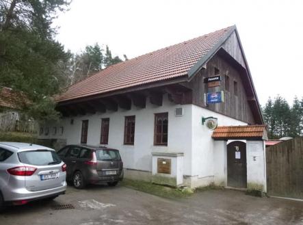 Prodej domu/vily, 1 618 m²