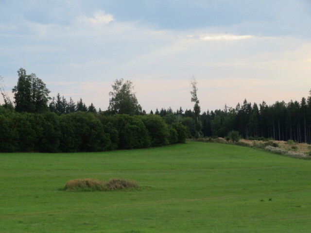 Pozemek o velikosti 11945m2, Počátky