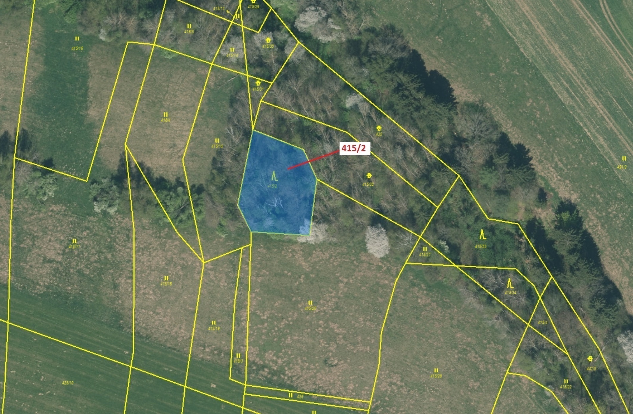 Lesní pozemek o výměře 1251 m2, podíl 1/1, katastrální území Tříklasovice, obec Psárov, obec s rozší