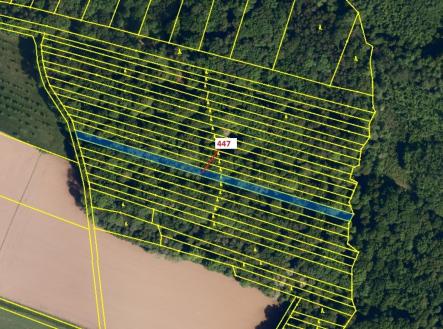 Prodej pozemku, les, 1 989 m²