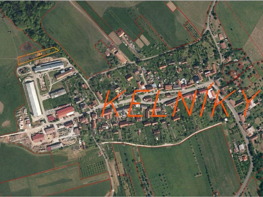 Pozemek o výměře 1707 m2, Kelníky