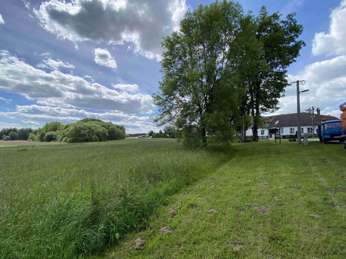 Stavební pozemek o velikosti 1281m2, Stálkov