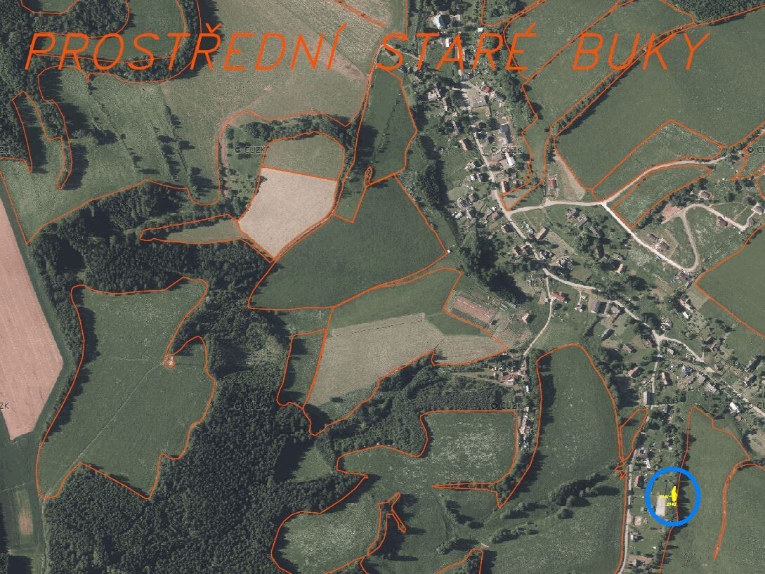 Pozemek o velikosti 109m2, Prostřední SB