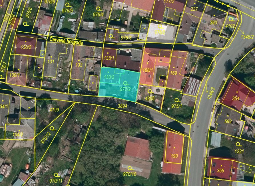 1/6 podíl na RD č.p. 166, LV 27 v obci Stařeč, okres Třebíč