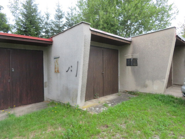 Garáž o velikosti 22m2, Jindřichův Hradec