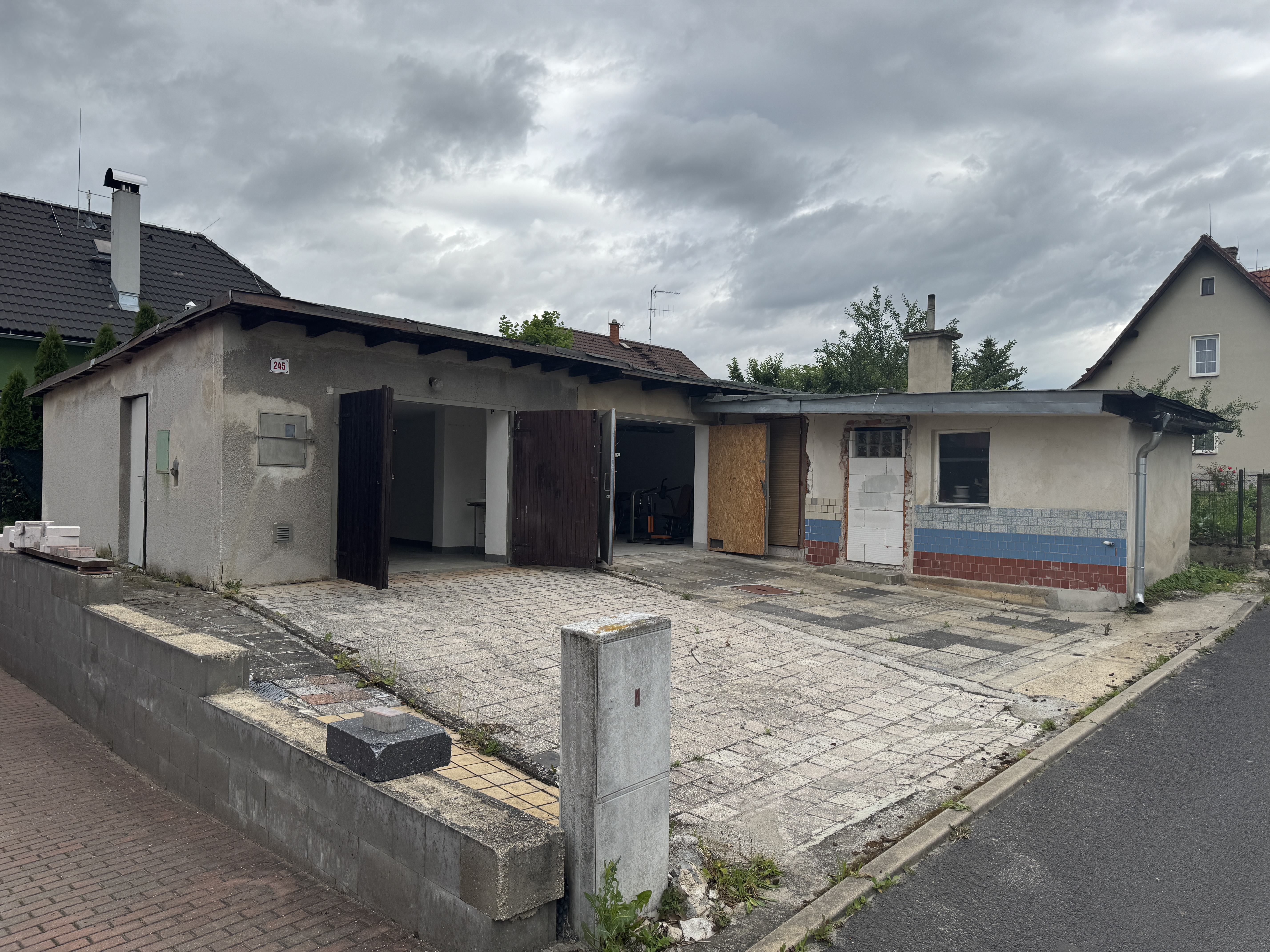 E-veřejná soutěž dvougaráže, kat. území Dolní Libchava