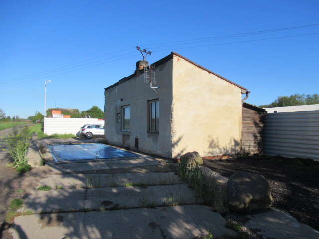 Průmyslová stavba o velikosti 65m2, Mšec