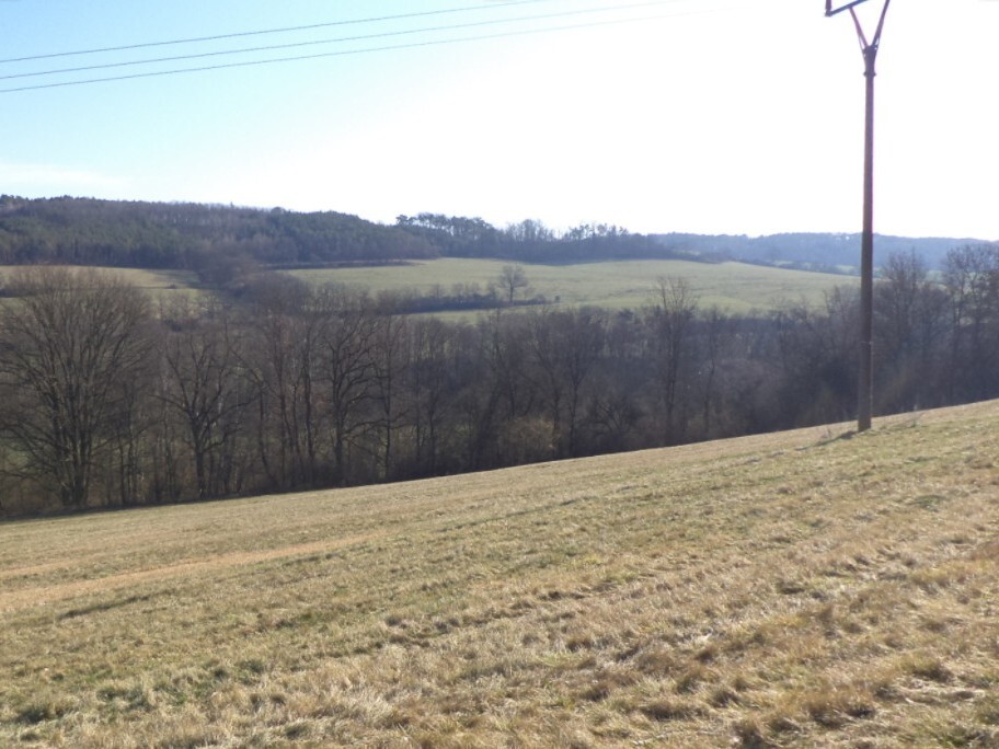 Pozemek o velikosti 21164m2,  Rochov u Tetčiněvsi