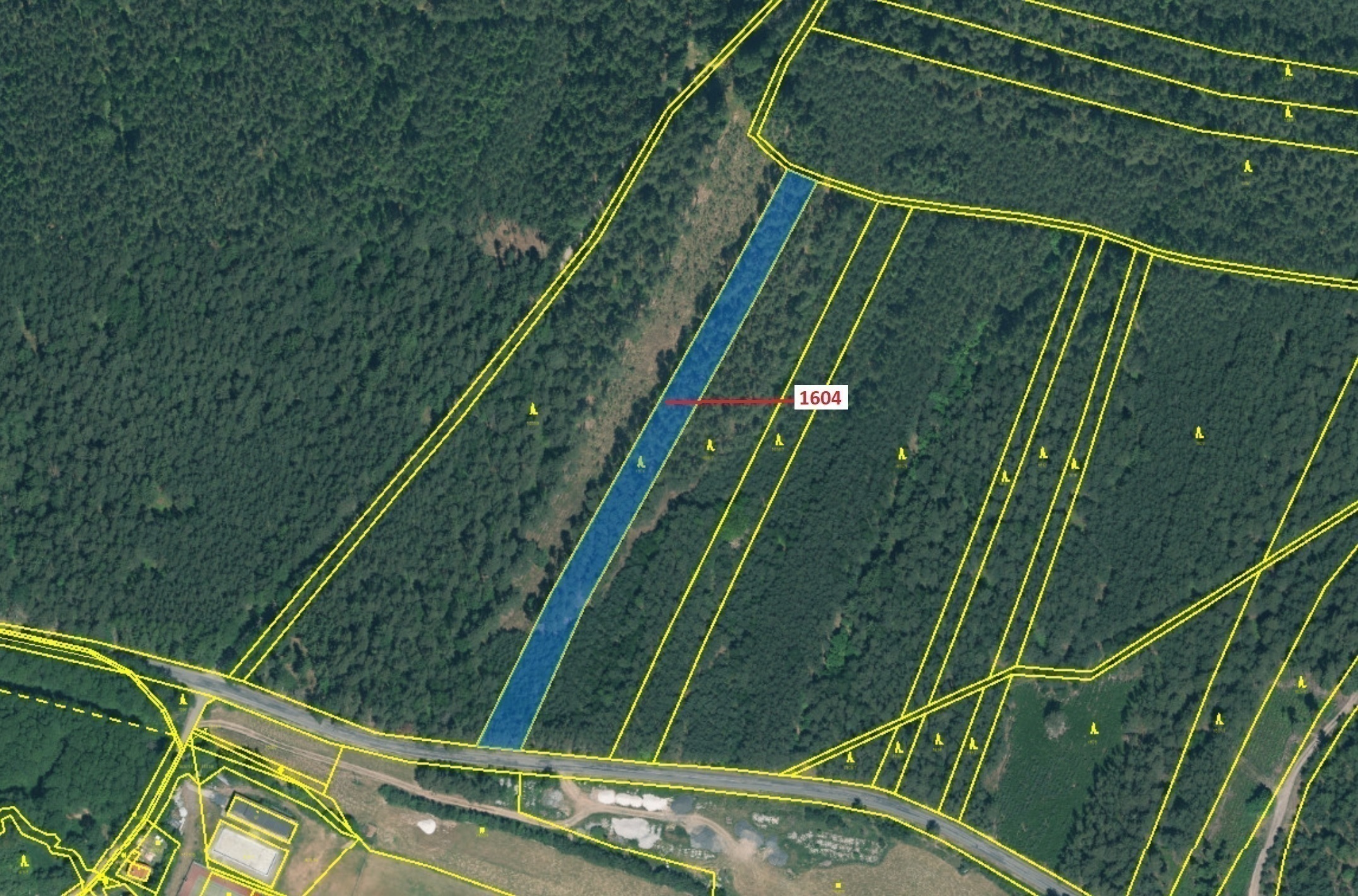 Lesní pozemek o výměře 4076 m2, podíl 1/1, katastrální území Podbořánky, obec Jesenice, obec s rozší