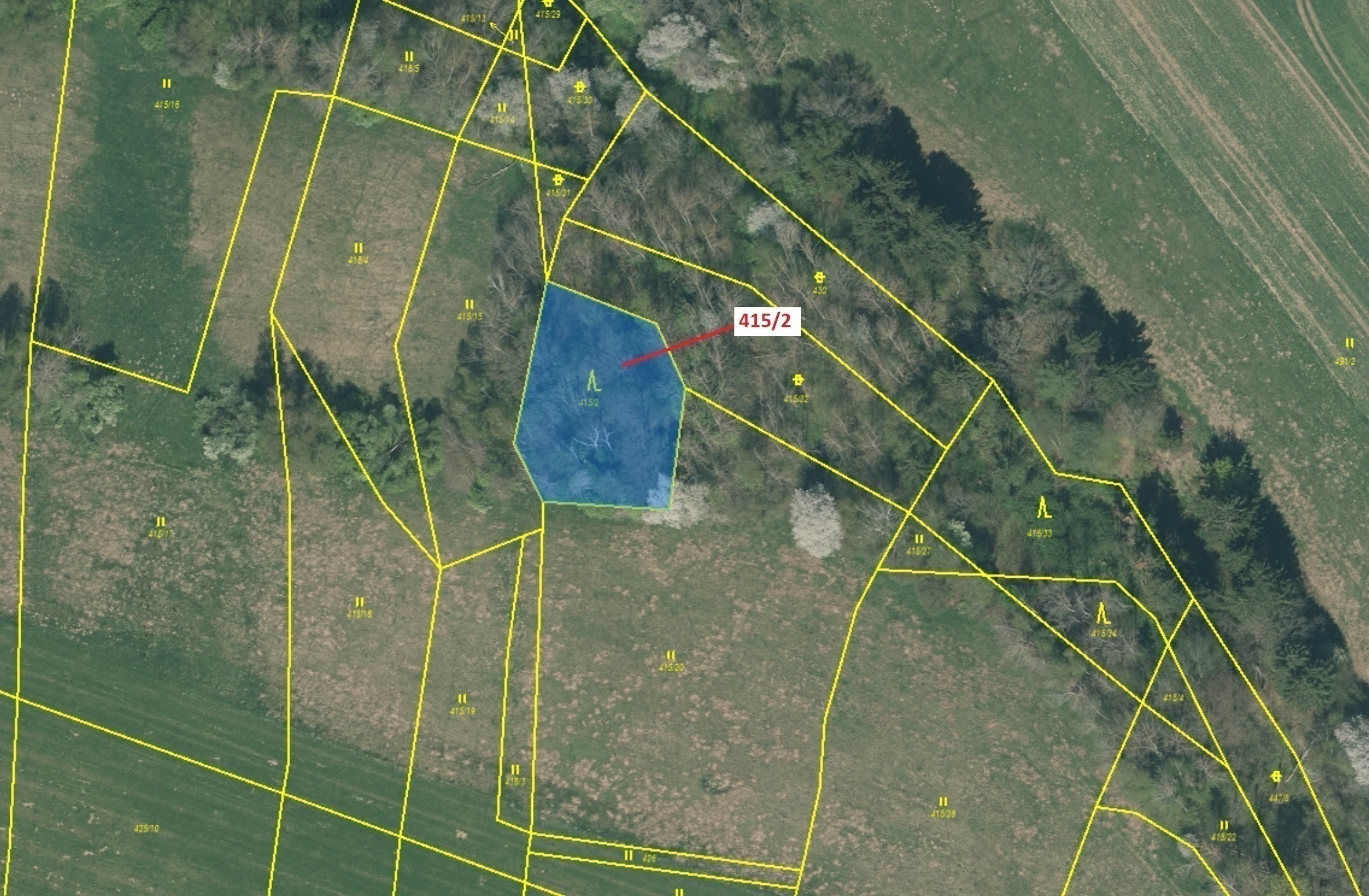 Lesní pozemek o výměře 1251 m2, podíl 1/1, katastrální území Tříklasovice, obec Psárov, obec s rozší