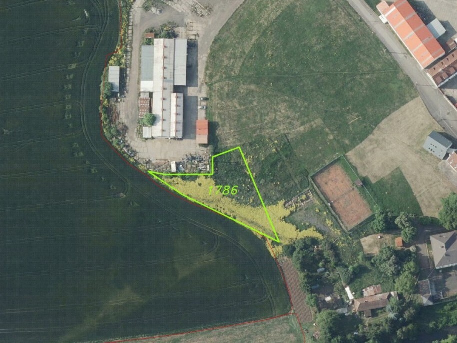 Pozemek o velikosti 1561m2, Řehlovice