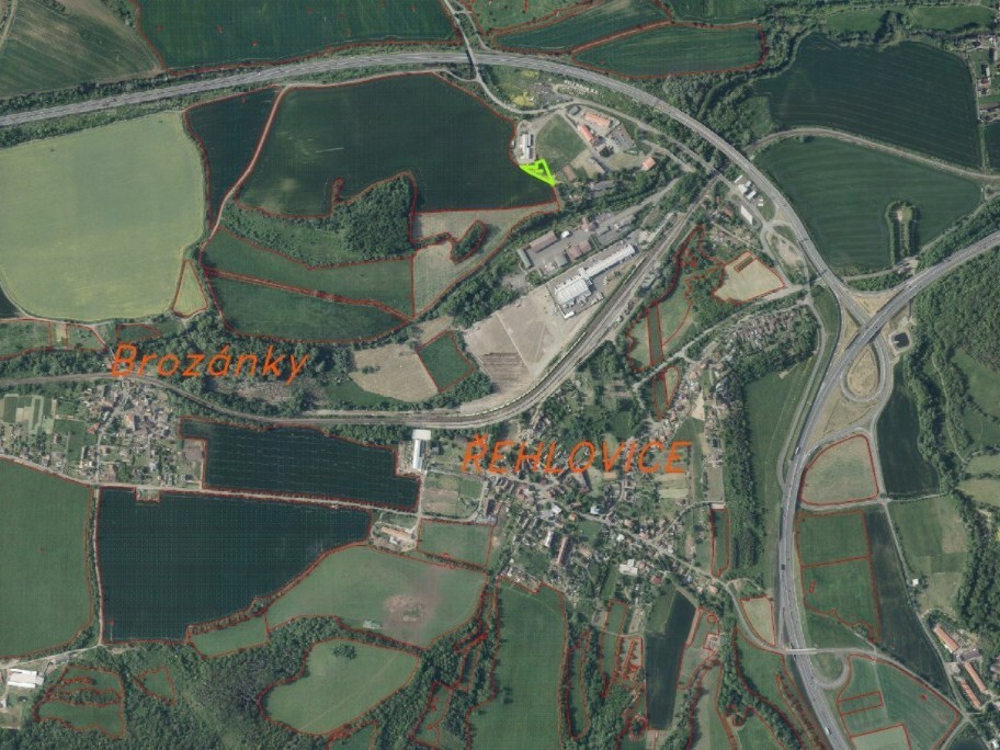 Pozemek o velikosti 1561m2, Řehlovice