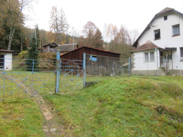 Garáž, Studenec u Oloví, podíl 1/8