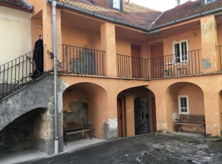 Prodej komerčního objektu, jiný, 474 m²