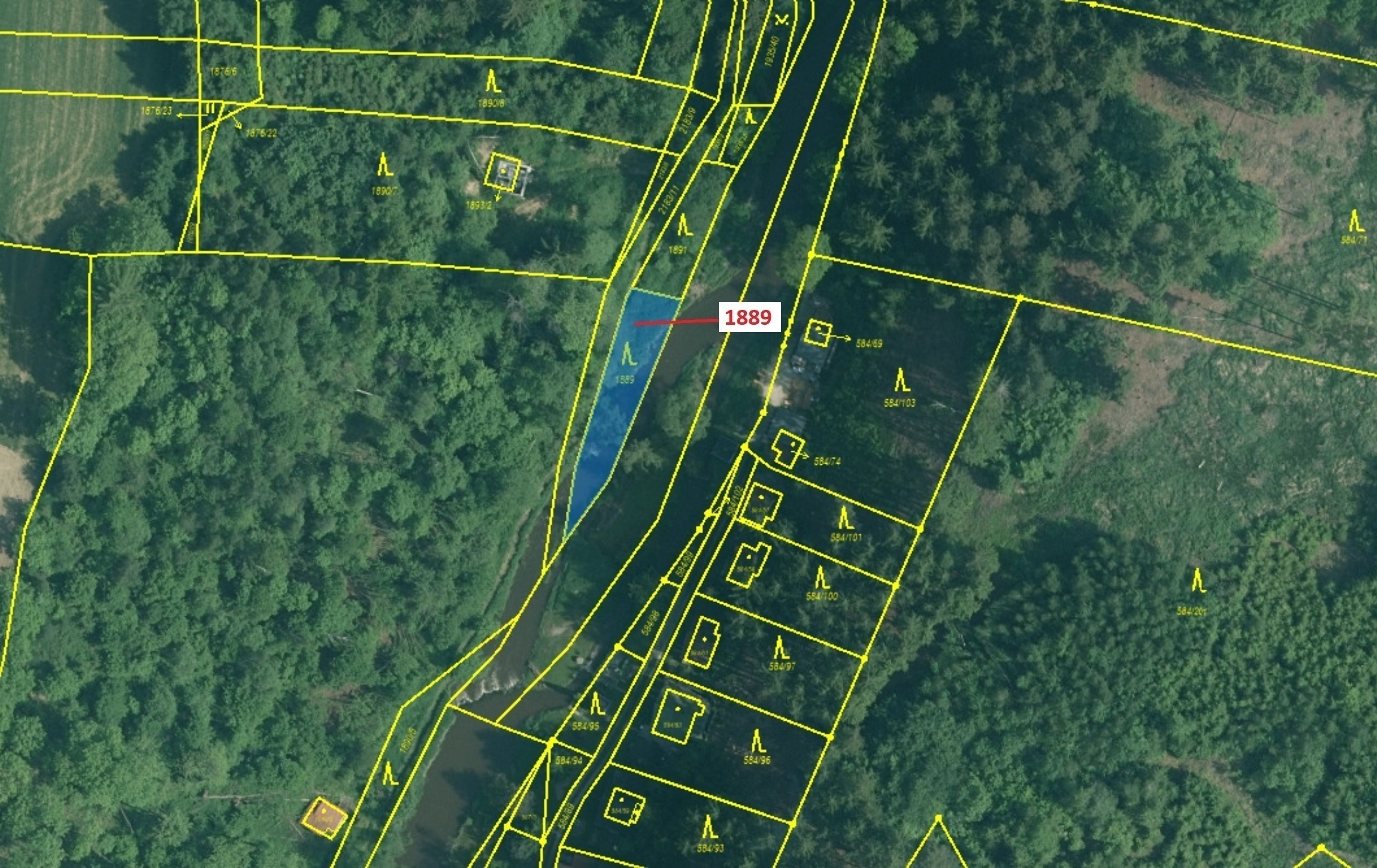 Lesní pozemek o výměře 365 m2, podíl 1/1, katastrální území Dolní Stropnice, obec Římov, obec s rozš