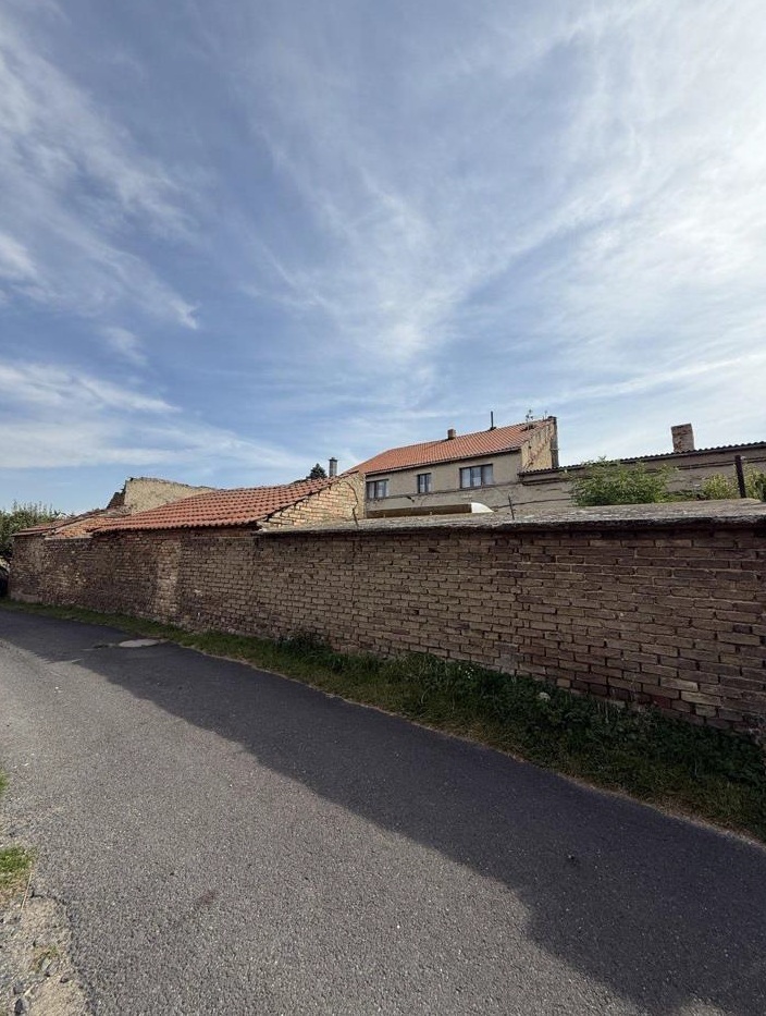 Stavební pozemek o velikosti 253m2, Litoměřice, podíl 1/6