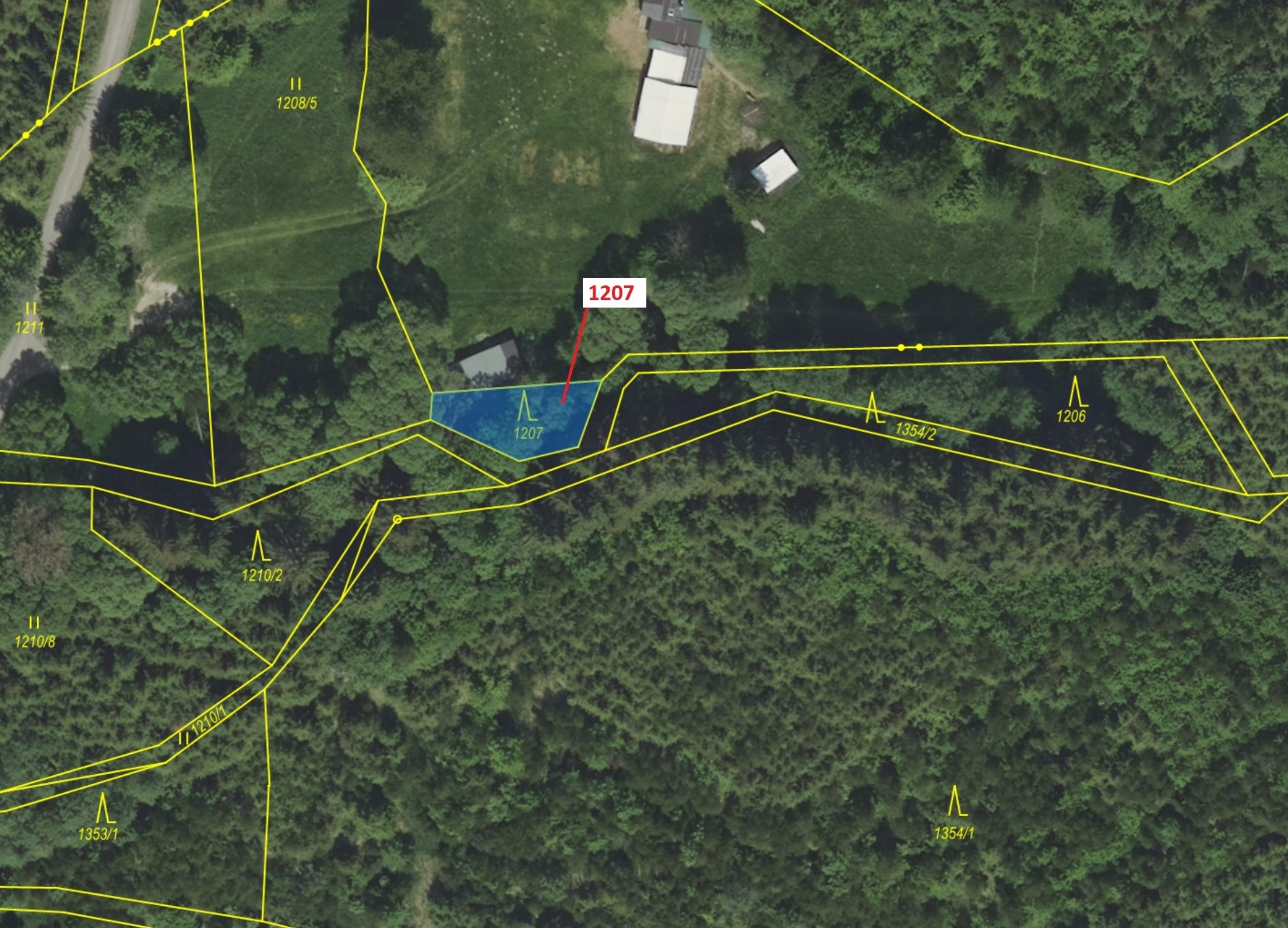 Lesní pozemek o výměře 198 m2, podíl 1/1, katastrální území Kněž u Čestína, obec Čestín, obec s rozš