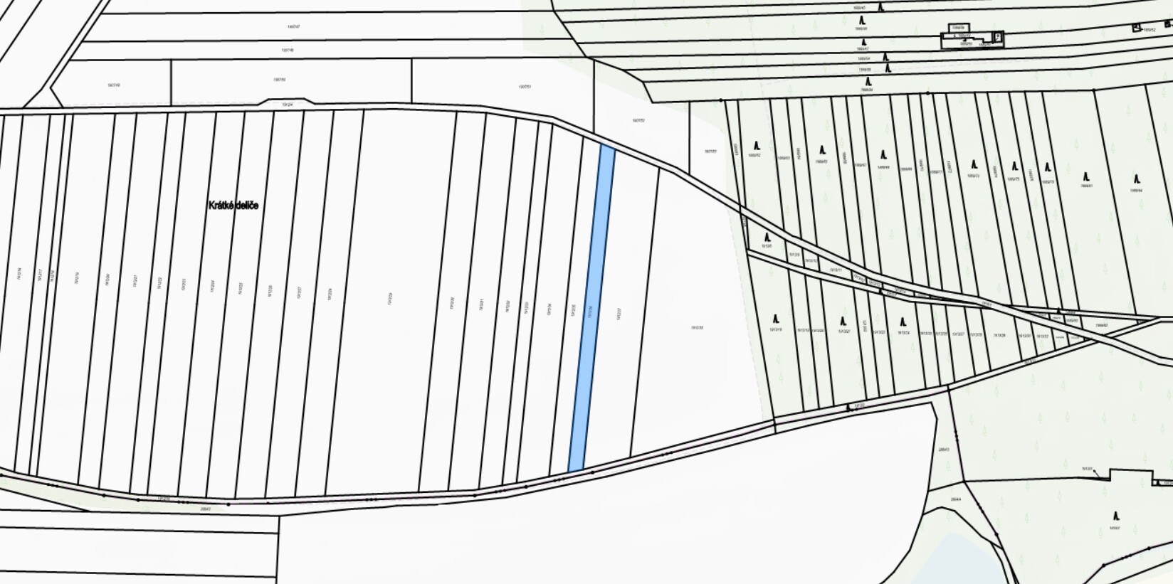 id. podíl 1/4 pozemků - vinice a orná půda v k.ú. Hlohovec, okres Břeclav
