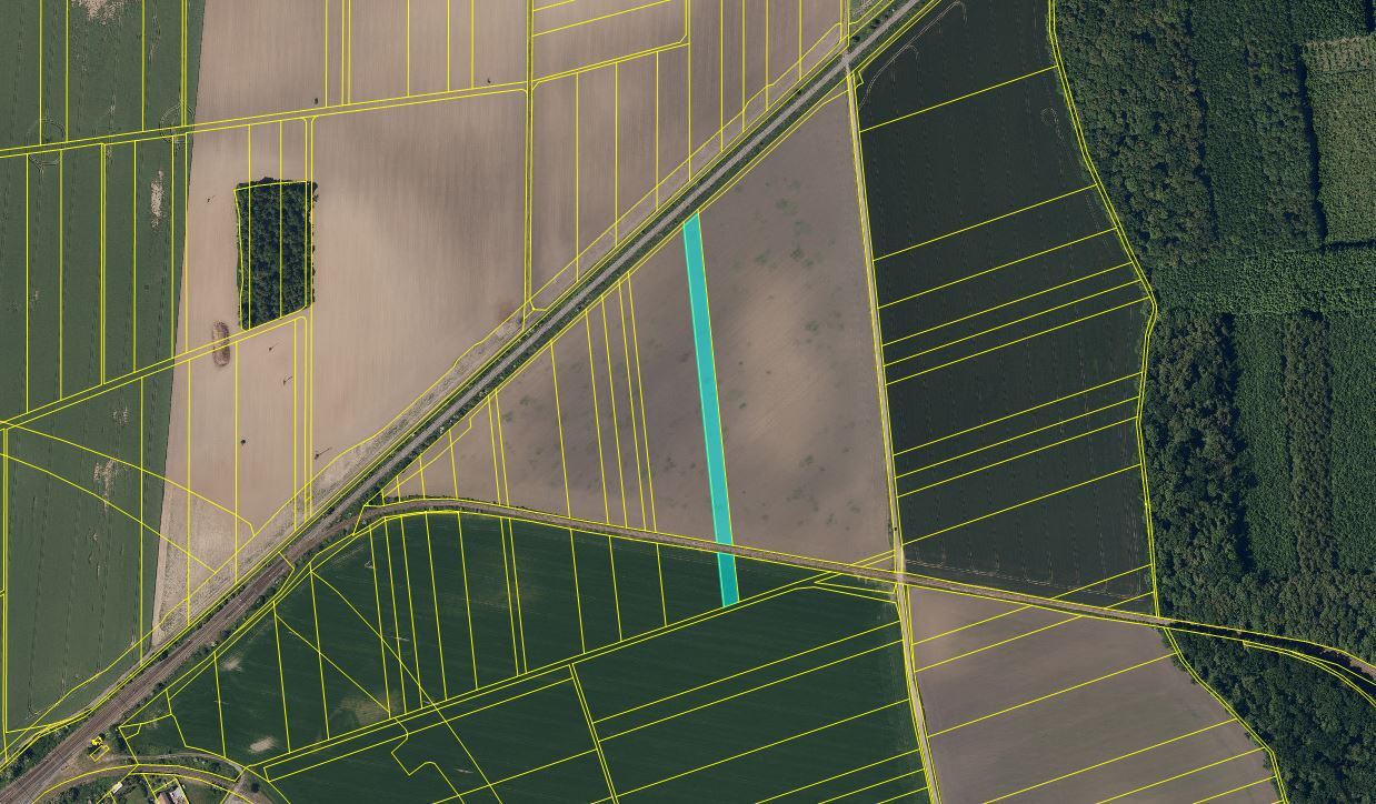 1/2 podíl na pozemcích v k.ú. Chropyně, Zlínský kraj