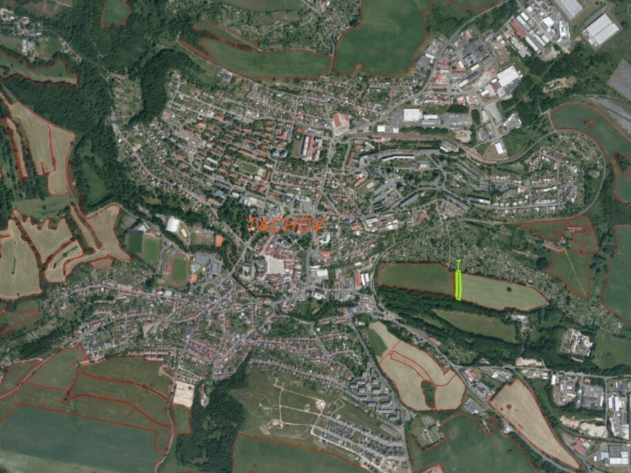 Pozemek o velikosti 2609m2, Tachov