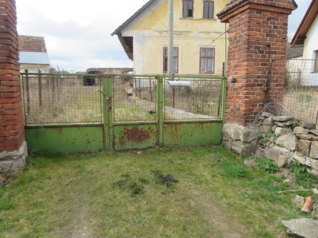 Dražba spoluvlastnického podílu ve výši 1/15 na rodinném domě v obci Úlehly, okr. Strakonice