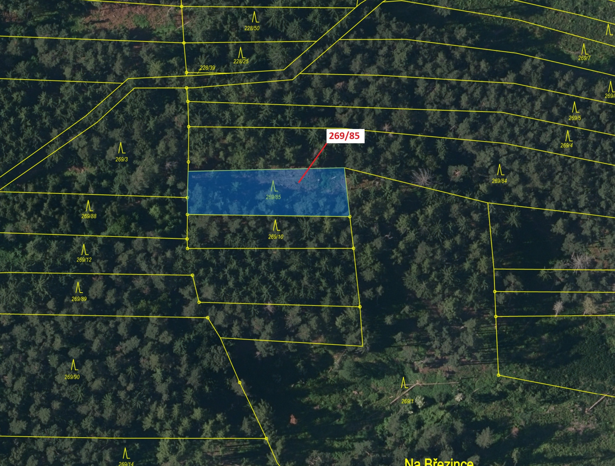 Lesní pozemek o výměře 1049 m2, podíl 1/1, katastrální území Břežany u Rakovníka, obec Břežany, obec