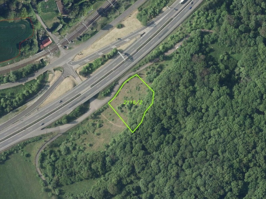 Pozemek o velikosti 3418m2, Stadice