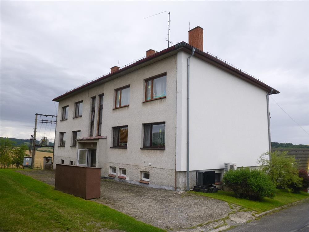 Dražba spoluvlastnického podílu ve výši 1/2 na bytu v obci Sněžné, okr. Žďár nad Sázavou
