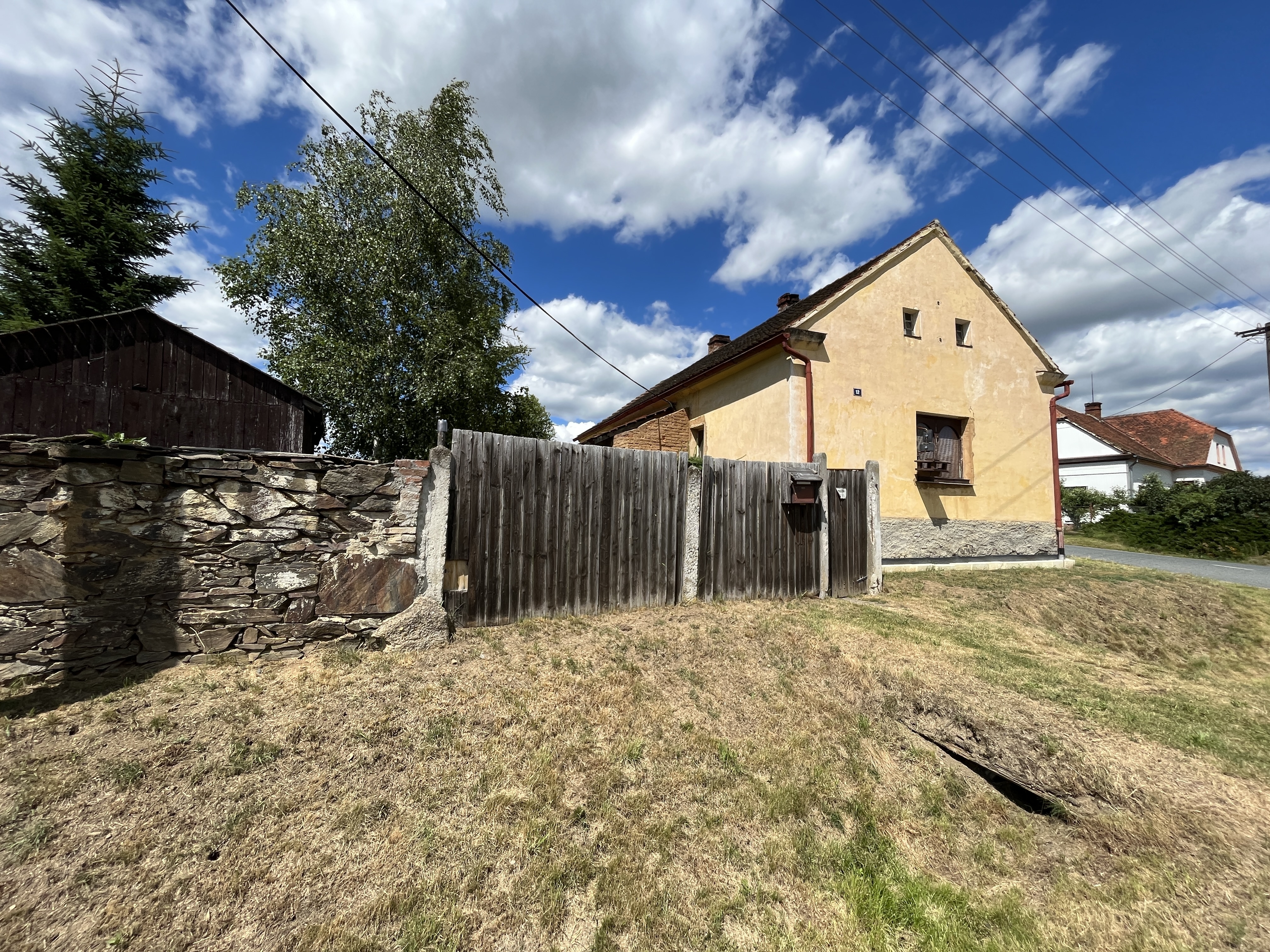 rodinný dům se zahradou v k.ú. Milíkov u Stříbra, okres Tachov, opakovaná dražba