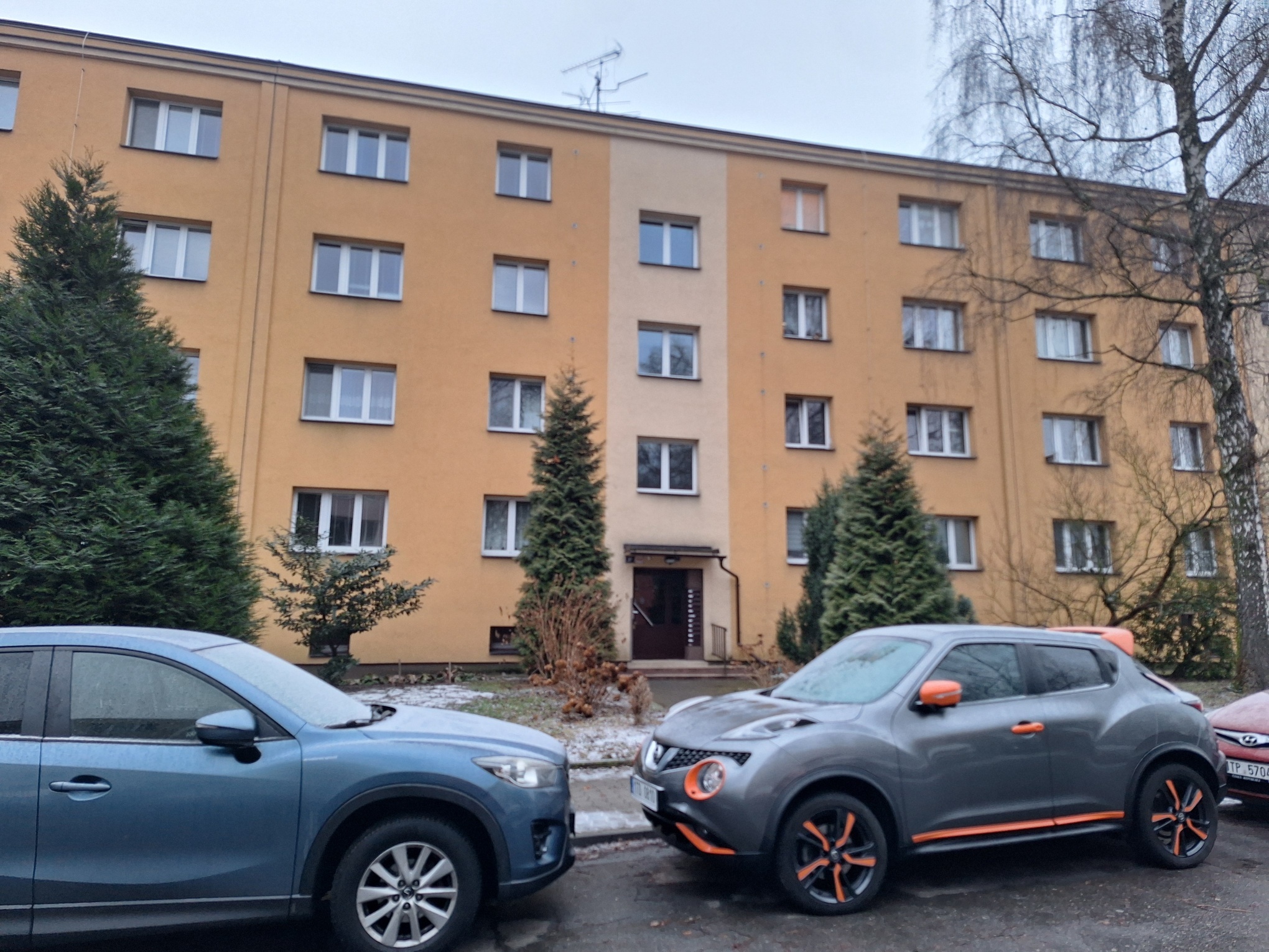 Družstevní podíl spojený s právem nájmu družstevního bytu 2+1, Ostrava