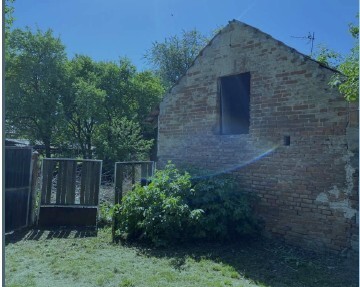 ideální podíl 1/18 rodinného domu v k.ú. Bezno, okres Mladá Boleslav