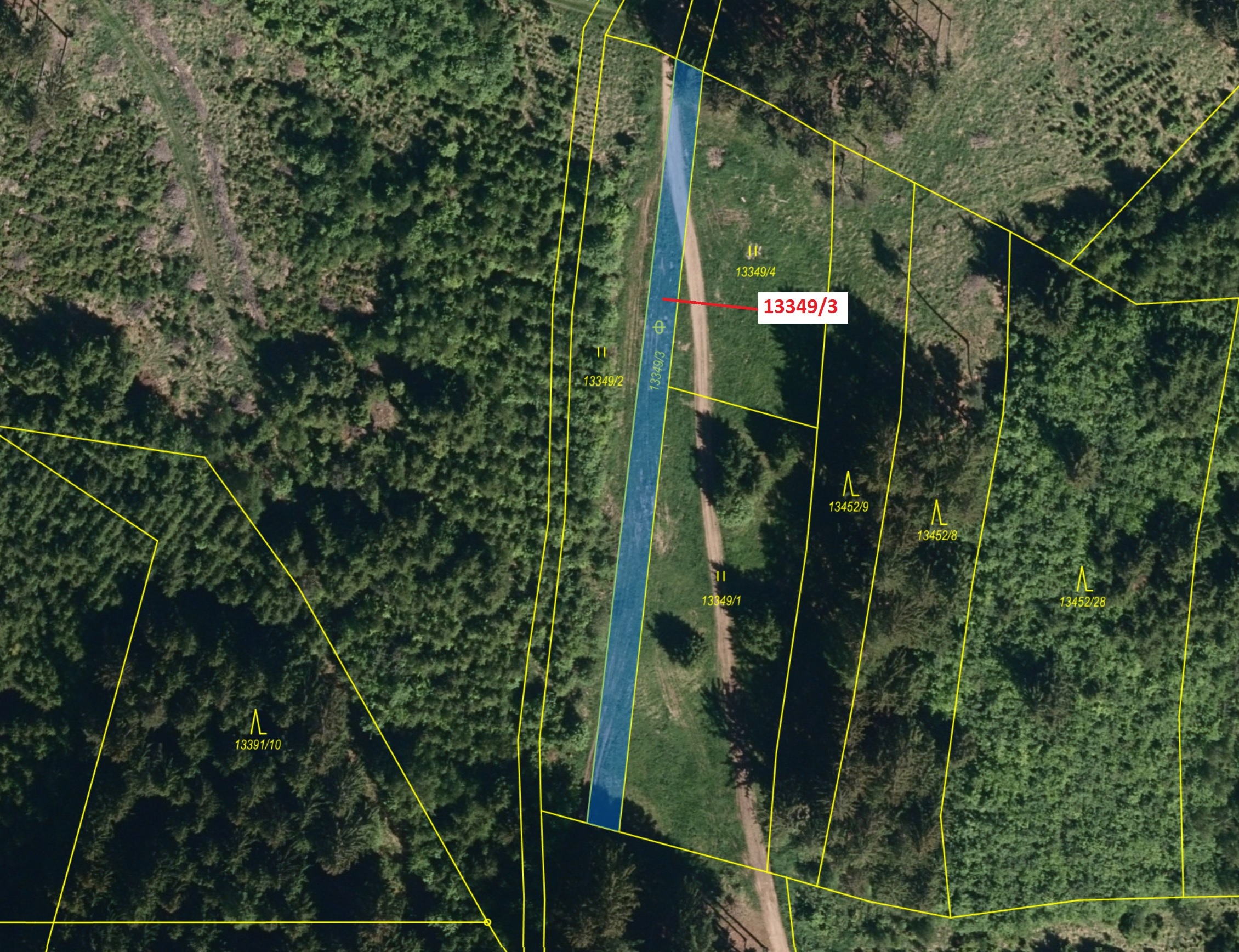 Ostatní plocha o výměře 655 m2, podíl 1/1, katastrální území Hovězí, obec Hovězí, obec s rozšířenou 