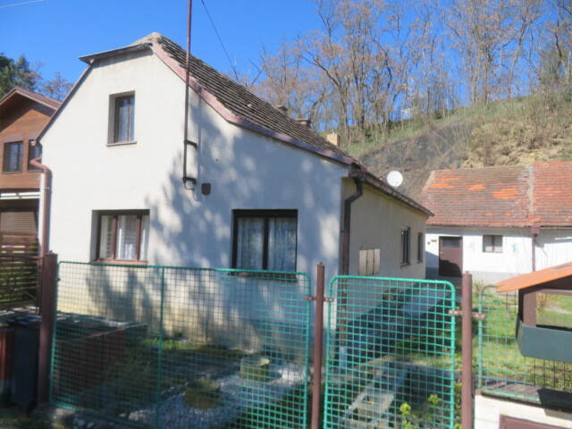 Rodinný dům o velikosti 69m2, Plzeň, podíl 1/3