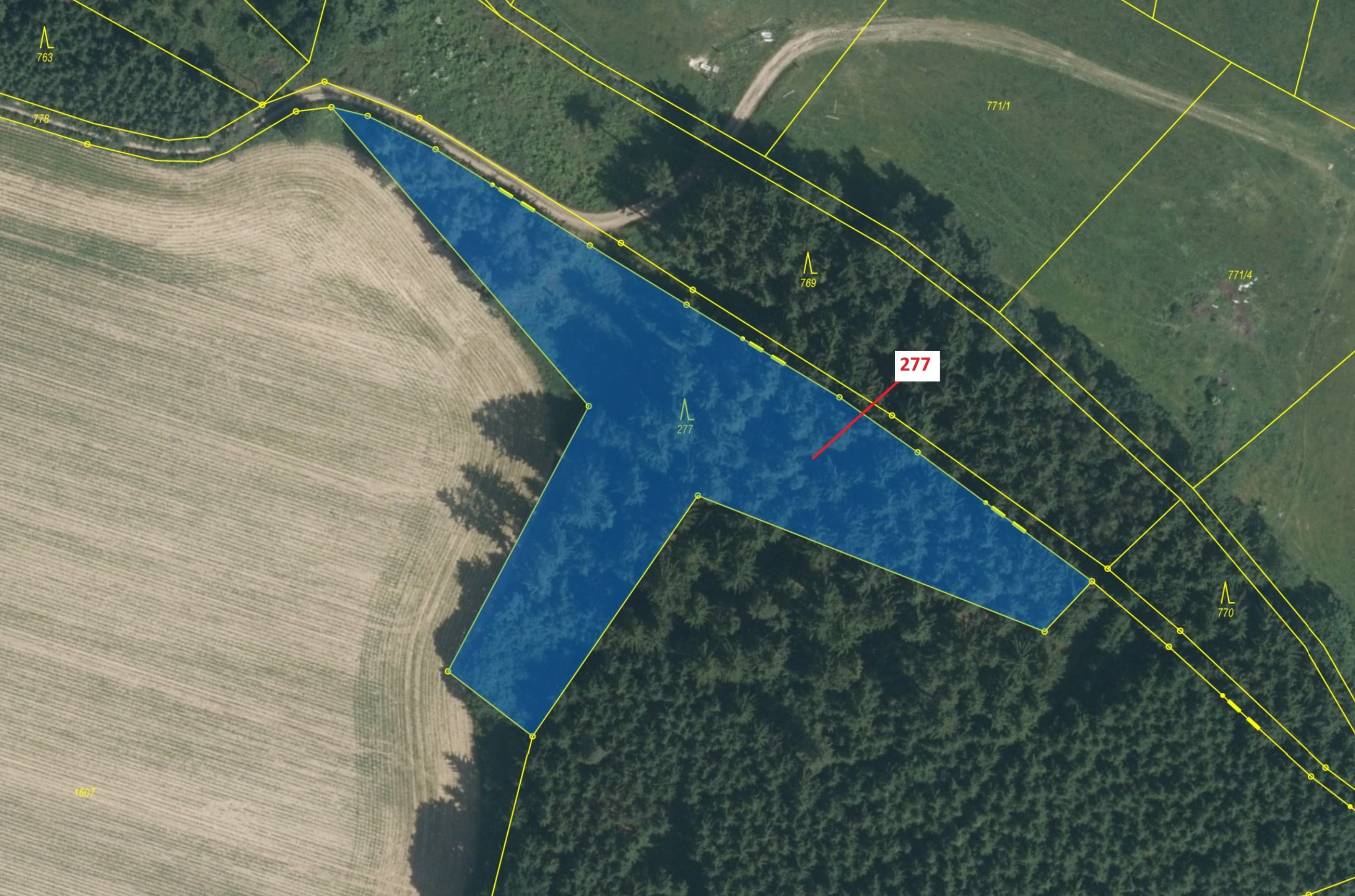 Lesní pozemek o výměře 4758 m2, podíl 1/1, katastrální území Vyšetice, obec Šebířov, obec s rozšířen