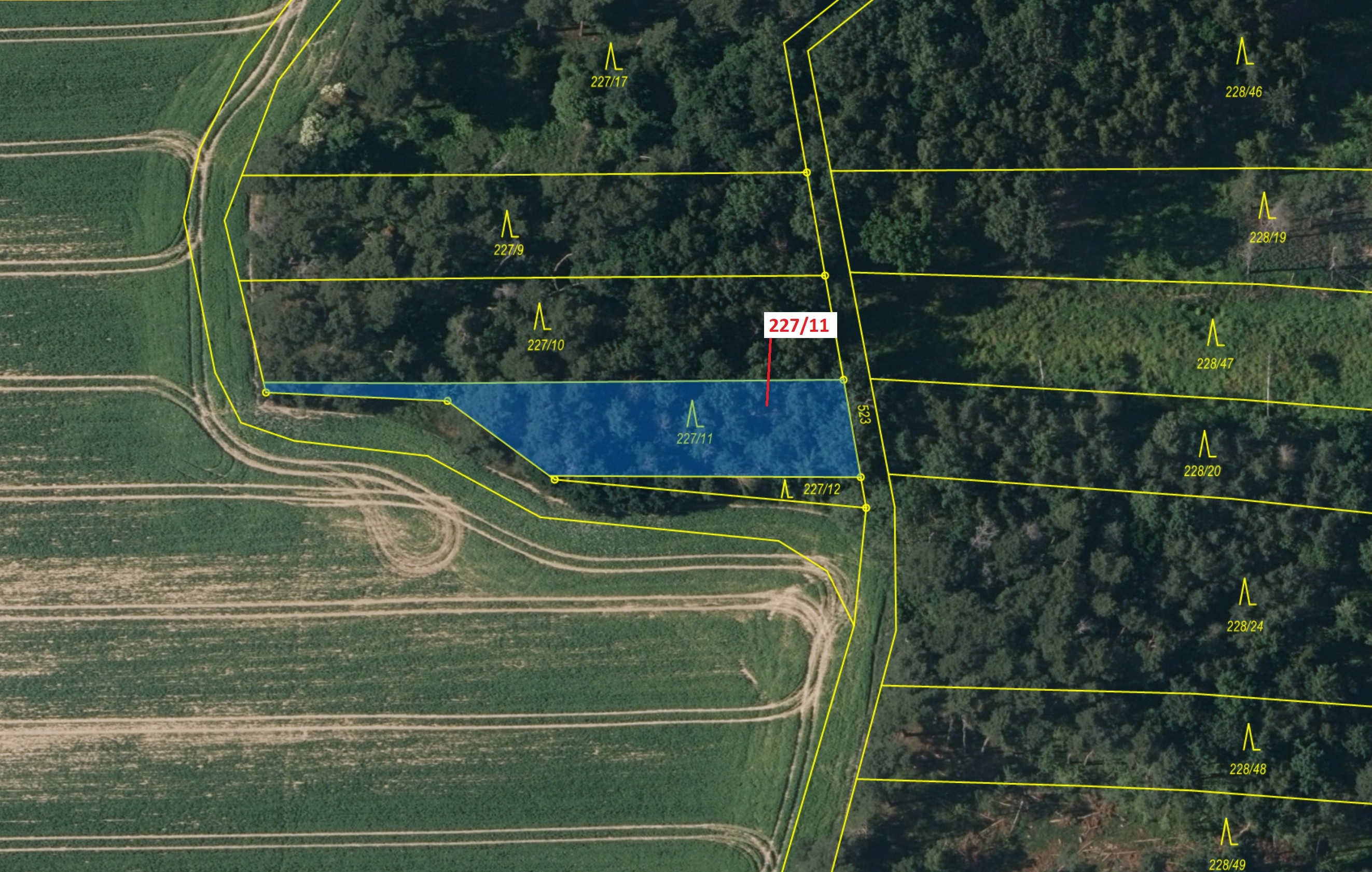 Lesní pozemek o výměře 883 m2, podíl 1/1, katastrální území Břežany u Rakovníka, obec Břežany, obec 