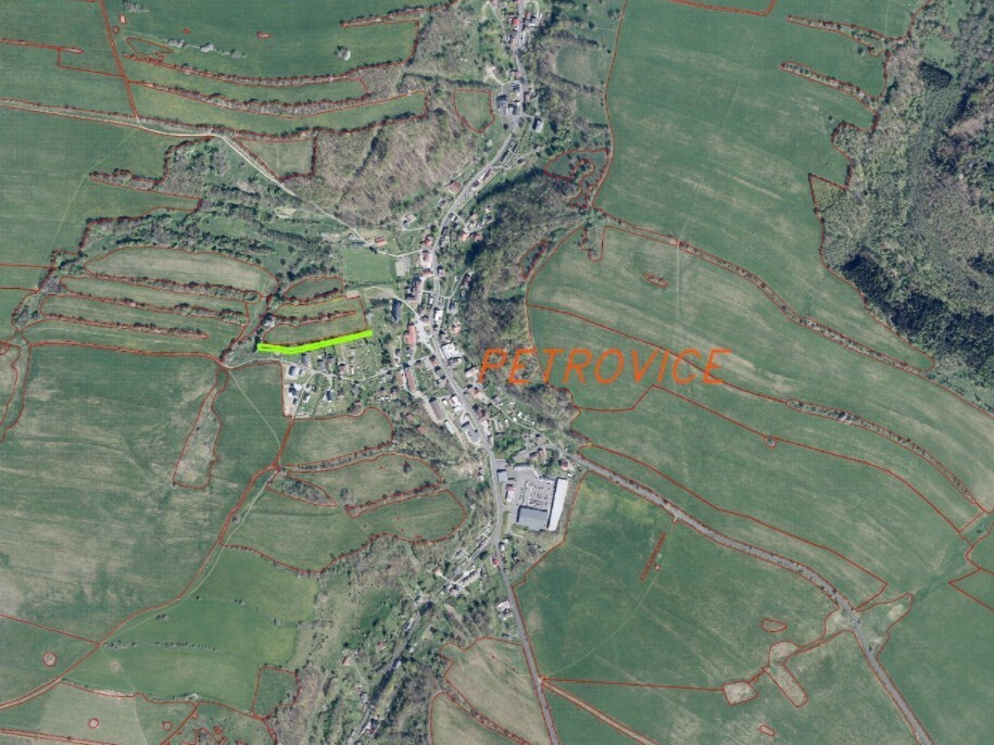 Pozemek o velikosti 1643m2, Petrovice u Chabařovic