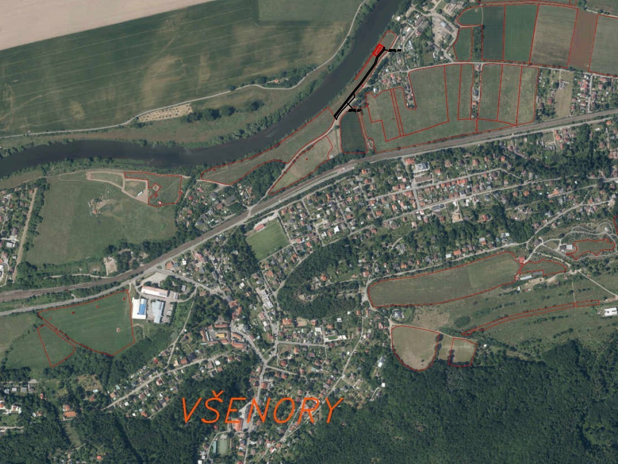 Pozemek o velikosti 601m2, Všenory
