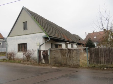 Rodinný dům o velikosti 437m2, Pardubice, podíl 1/3, opakovaná dražba