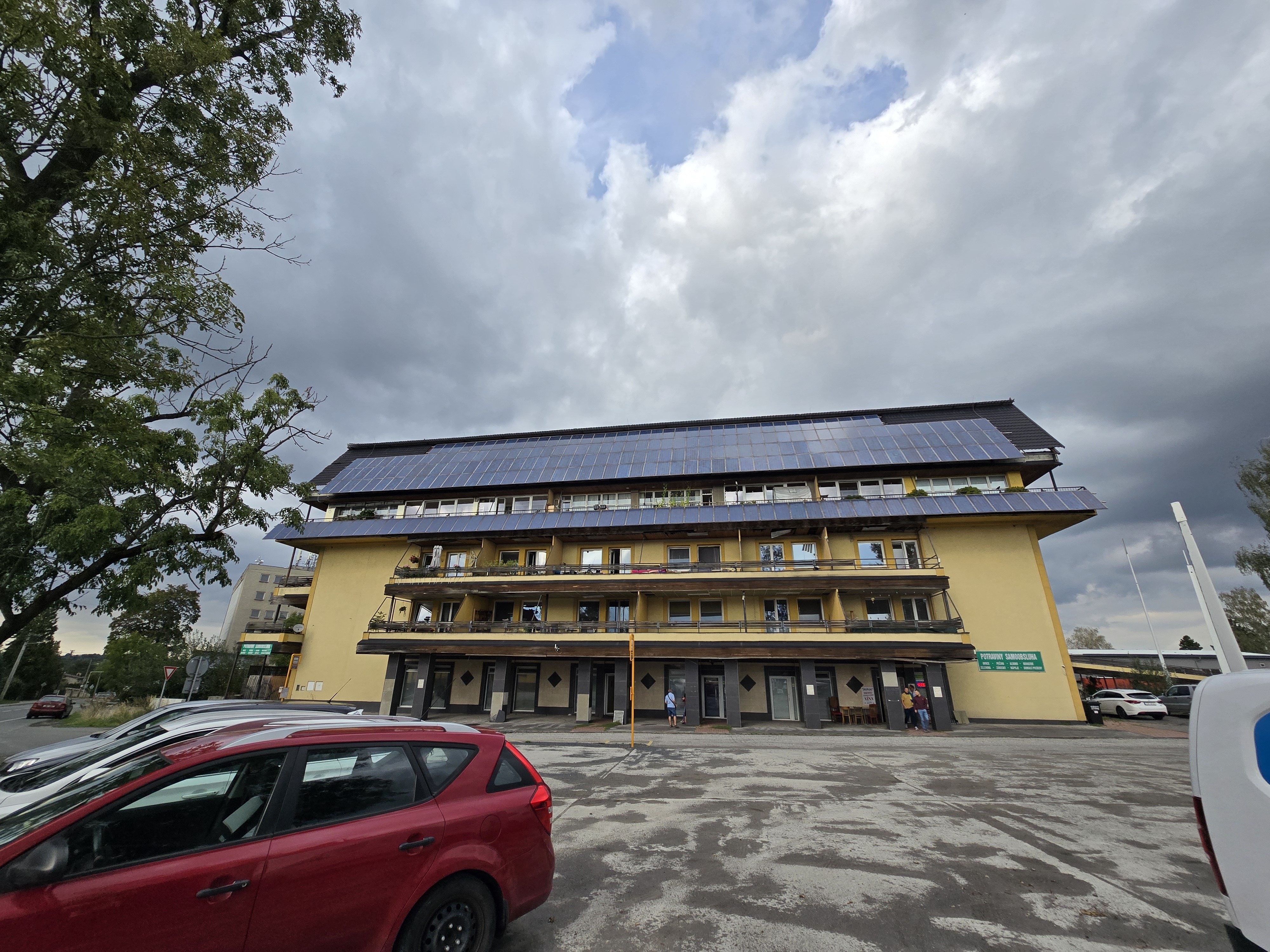 BYTOVÝ DŮM S 24 BYTY A KOMERČNÍMI PROSTORY – ŠENOV U OSTRAVY